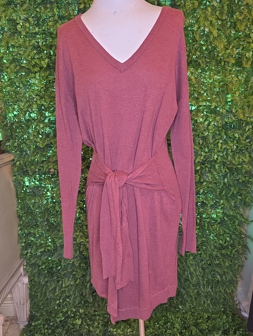 Kenneth Cole Mauve V-Neck Long Sleeve Tie-Waist Dress